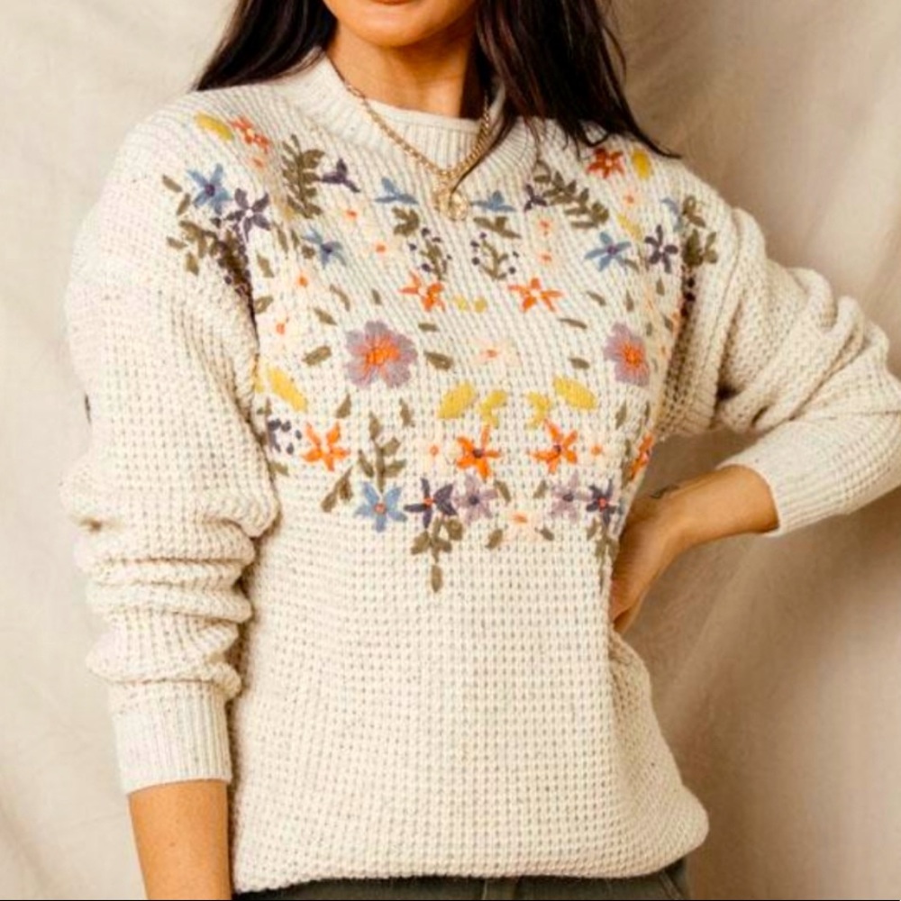 Free Shipping! NWT Bohme embroidered floral sweater